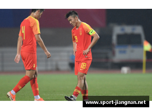 球员李平：足球之路与成就